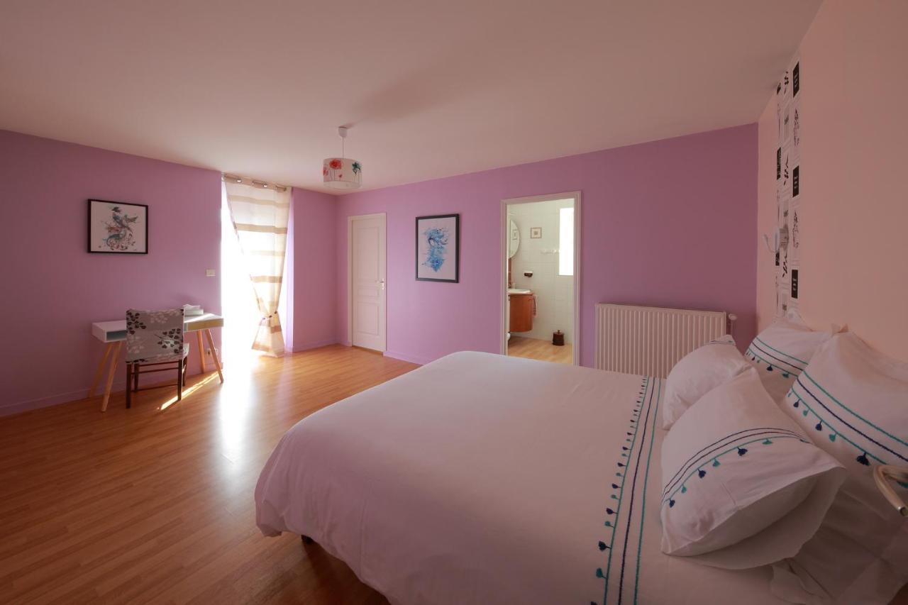 Latillé Gite La Loge Des Fees מראה חיצוני תמונה