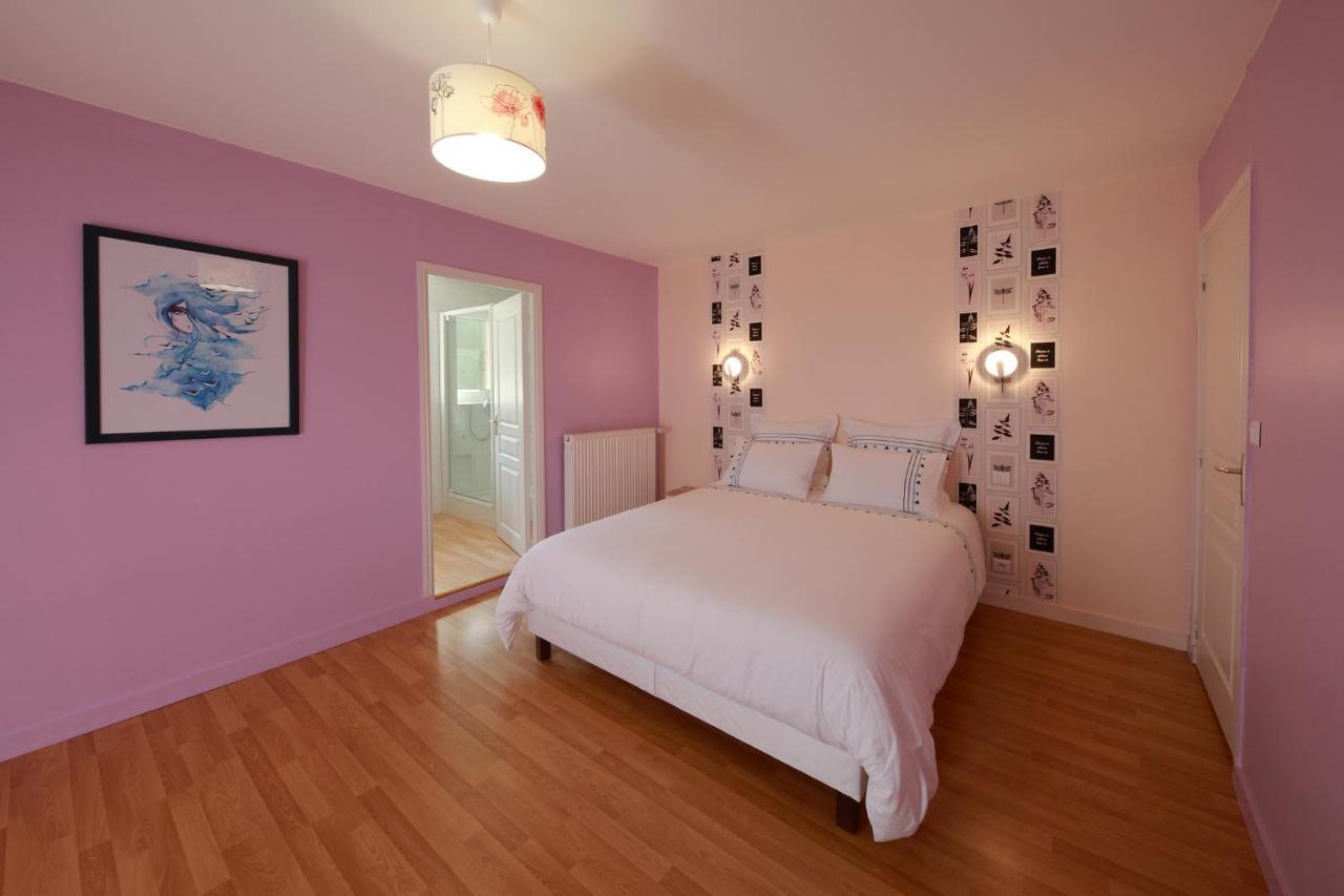 Latillé Gite La Loge Des Fees מראה חיצוני תמונה